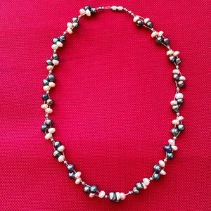 Vintage necklace freshwater pearls